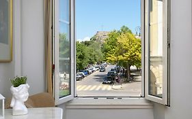 Liston Suites Anastasia